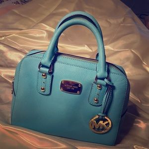 MOVING SALE!!Authentic Michael Kors Satchel!